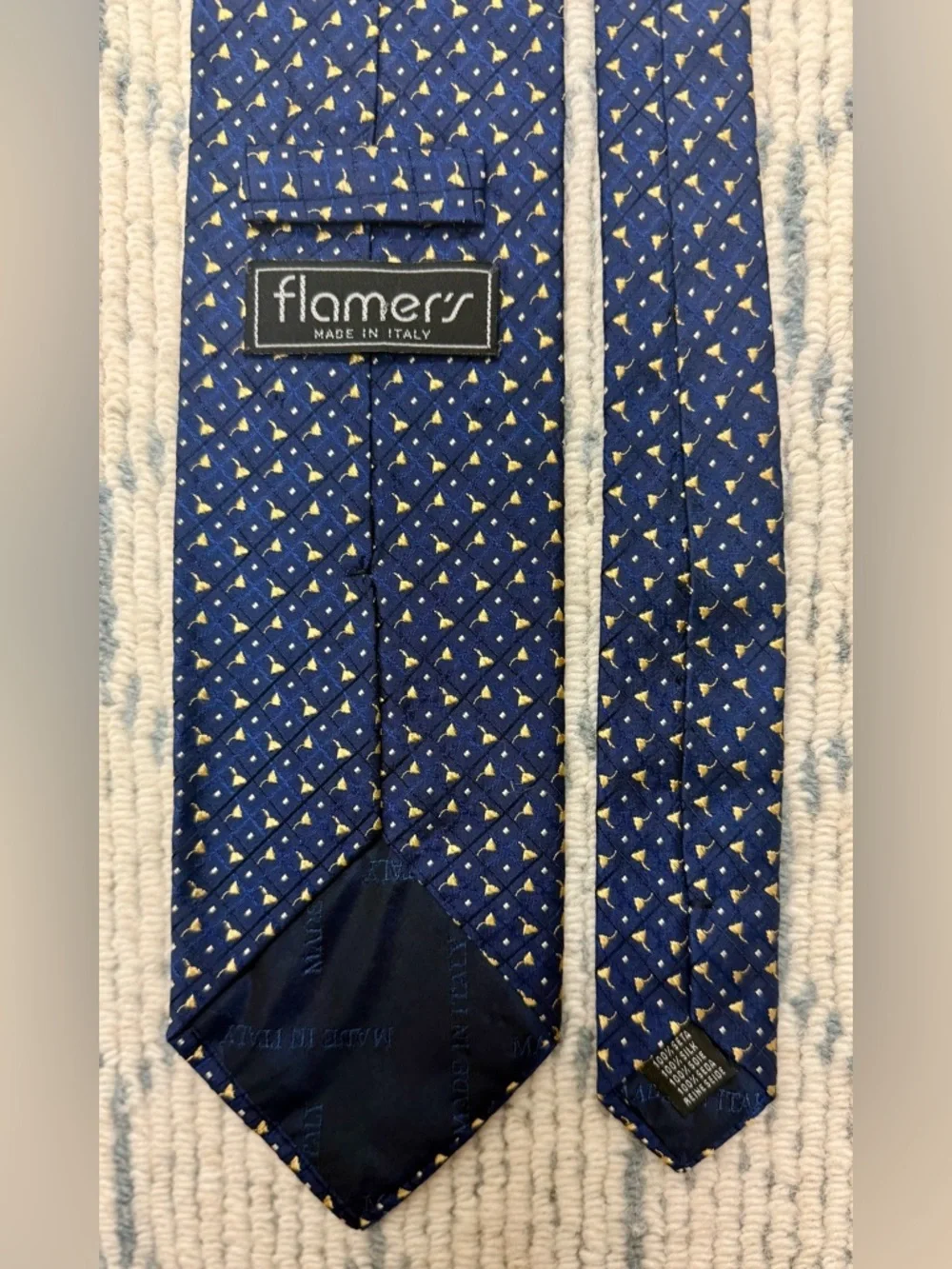 FLAMERS Mens 100% Silk Tie Navy Blue Gold Geometric Pattern Made in Italy Tie